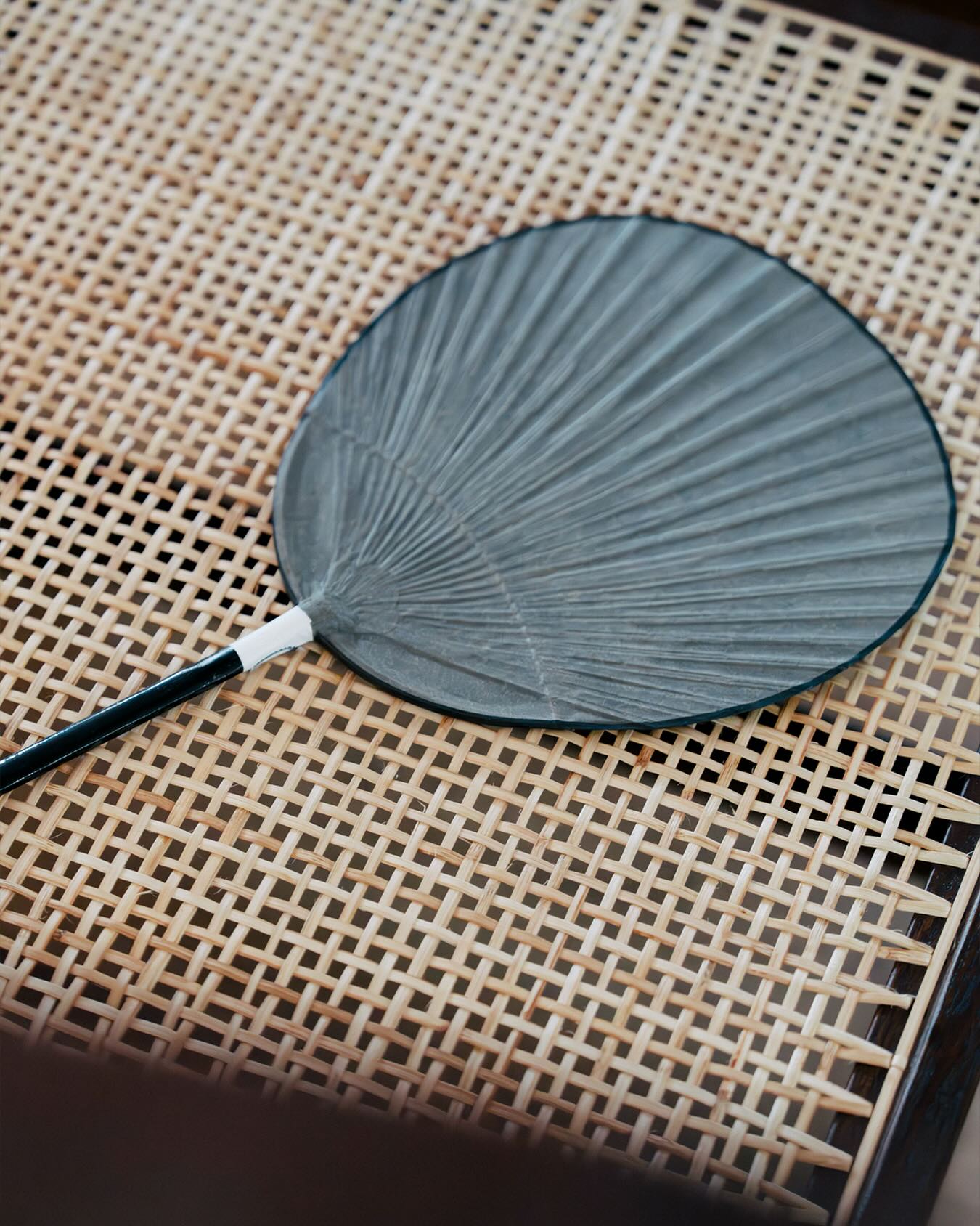 AT HOME
⠀⠀
@lesitepigeon
⠀
DELIVERER FOR PLEASANT LIFE
LE SITE PIGEON
⠀
⠀
⠀
#르시뜨피존 #LESITEPIGEON